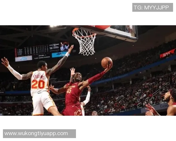 米切尔半场三分火力全开5投5中轻松拿下15分助球队争胜